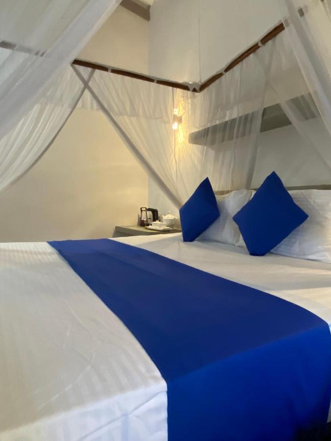 Alma Beach Hotel Weligama Eksteriør billede