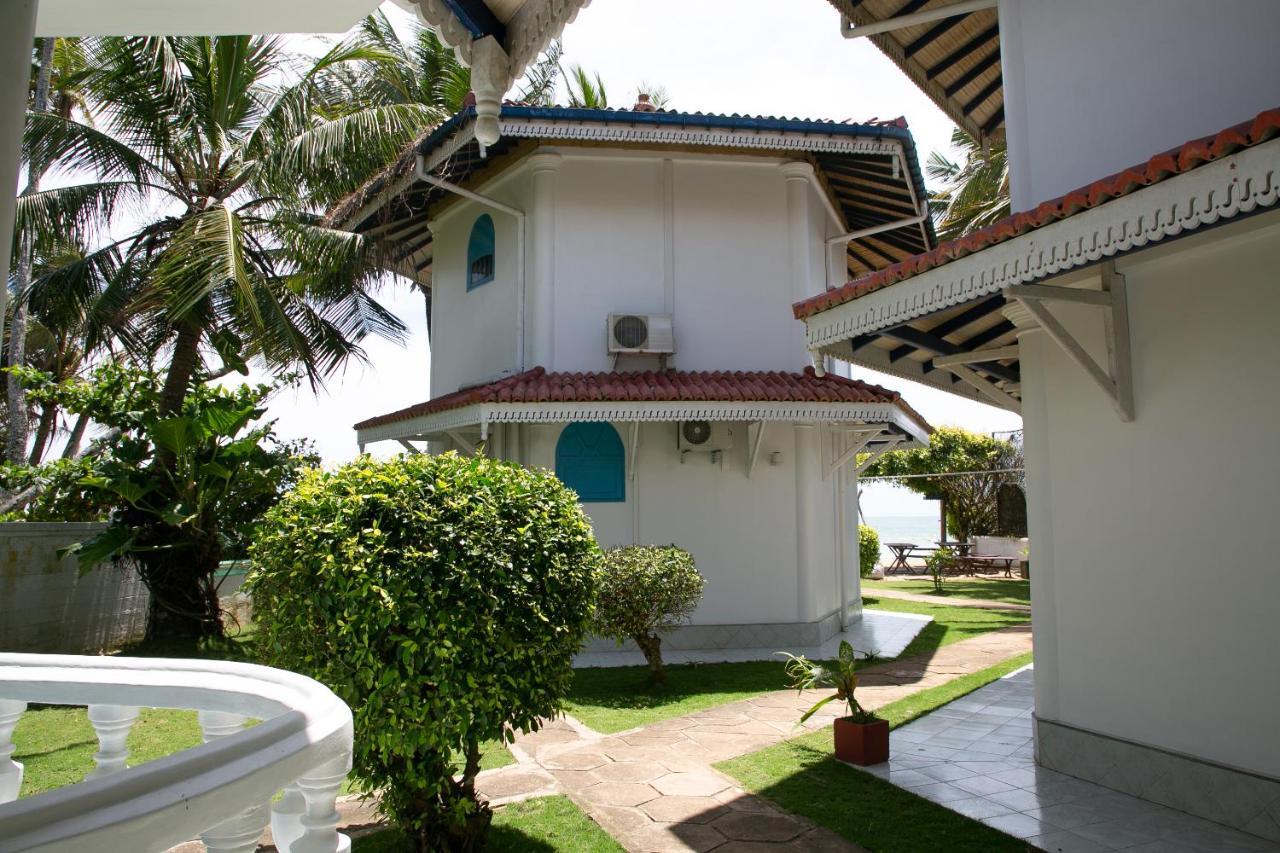 Alma Beach Hotel Weligama Eksteriør billede