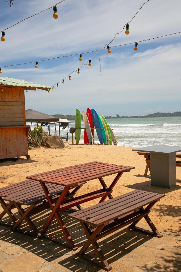 Alma Beach Hotel Weligama Eksteriør billede